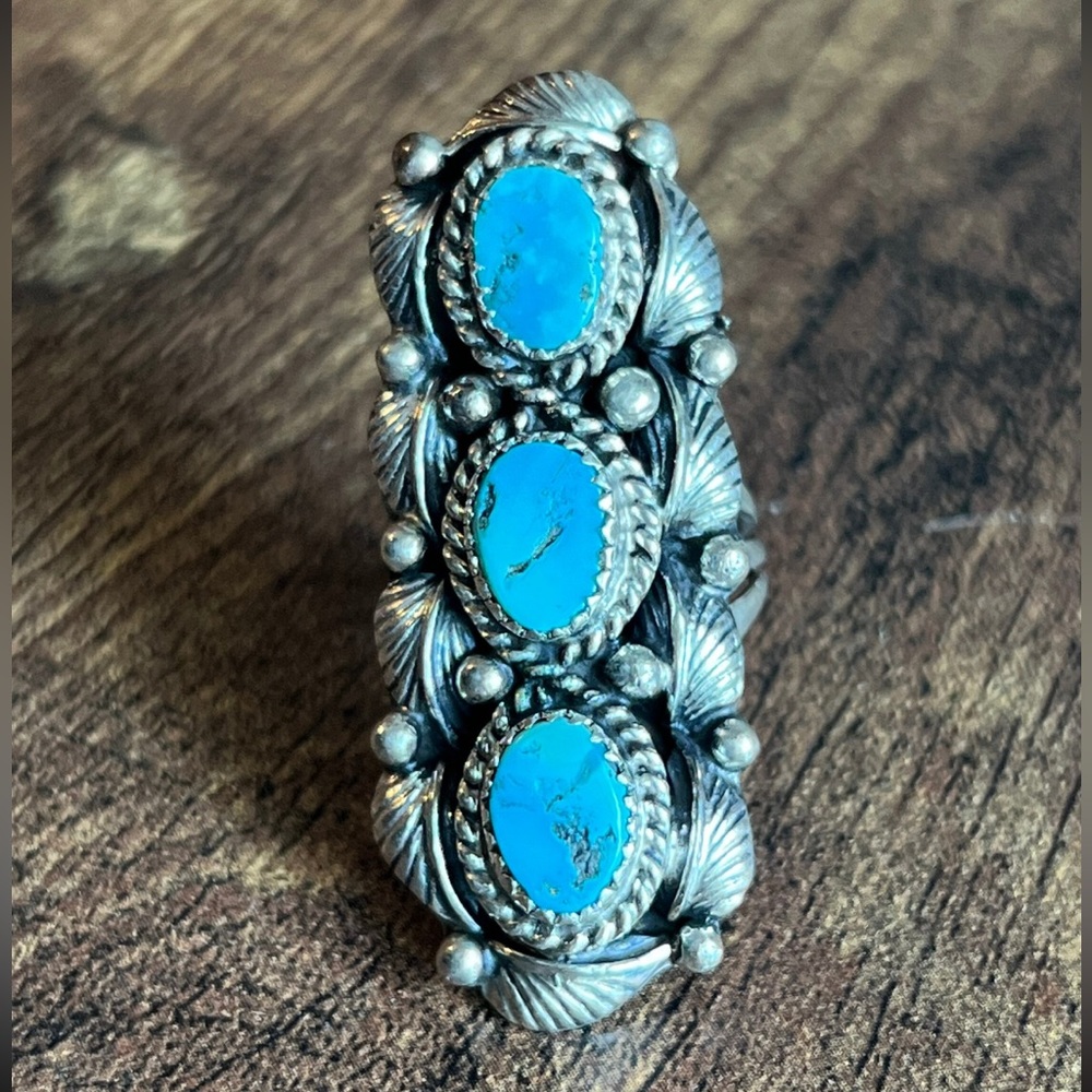 Western style stacked turquoise ring